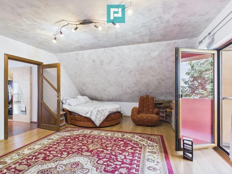 Casă cu 6 camere cu Teren 500 Mp în Ultracentral