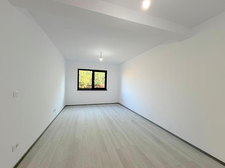 Casă cu 3 camere cu Teren 114 Mp în Cug