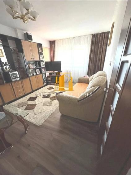 Apartament cu 3 camere decomandat în Bere