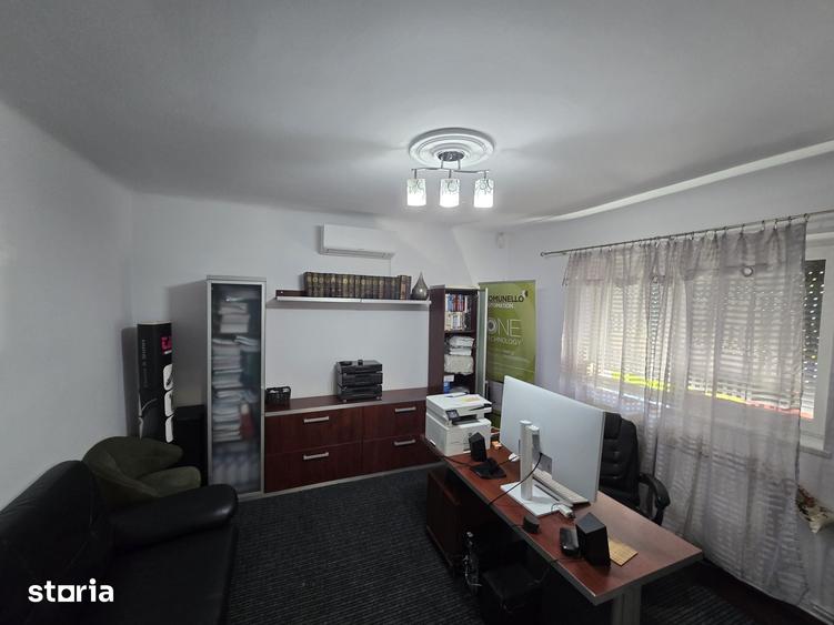Spațiu comercial, de 400 mp, în Iosia