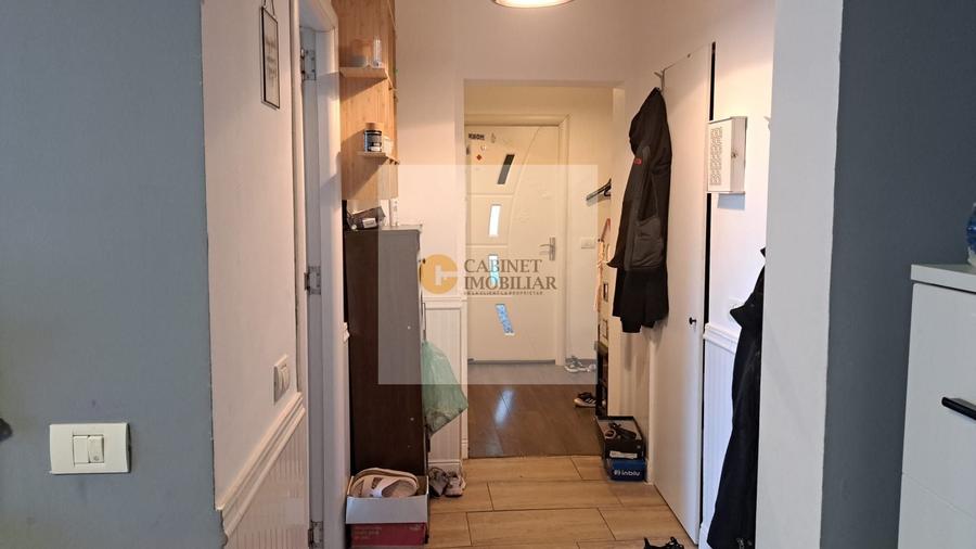 Apartament cu 3 camere decomandat în Politehnica