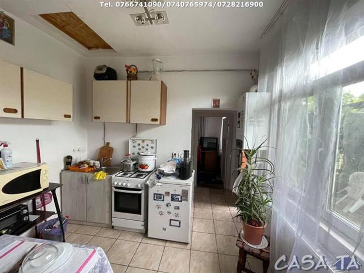 Casă cu 3 camere cu Teren 387 Mp în Central