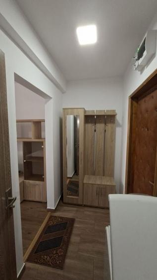 Garsonieră decomandată, mobilată în Craiovei