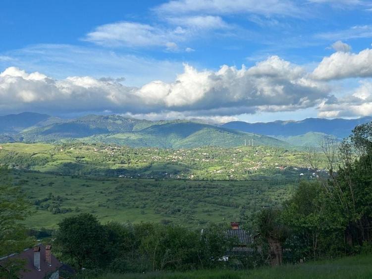 Casă cu 3 camere în Câmpulung Muscel