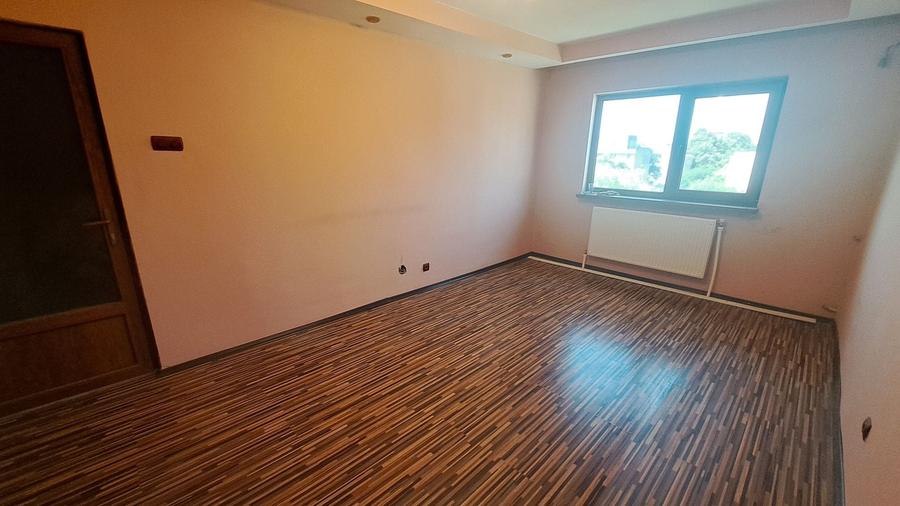Apartament cu 2 camere decomandat în Dorobanți
