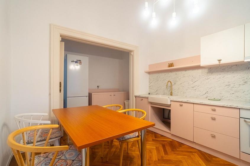 Închiriere apartament ultracentral cu parcare privată | 97 mp, - 2