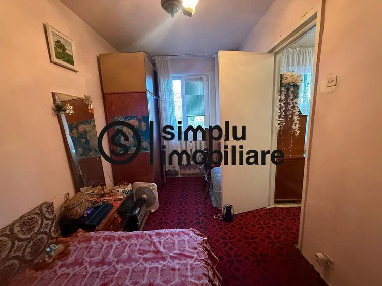 Apartament cu 2 camere semidecomandat, mobilat în Craiovița Nouă