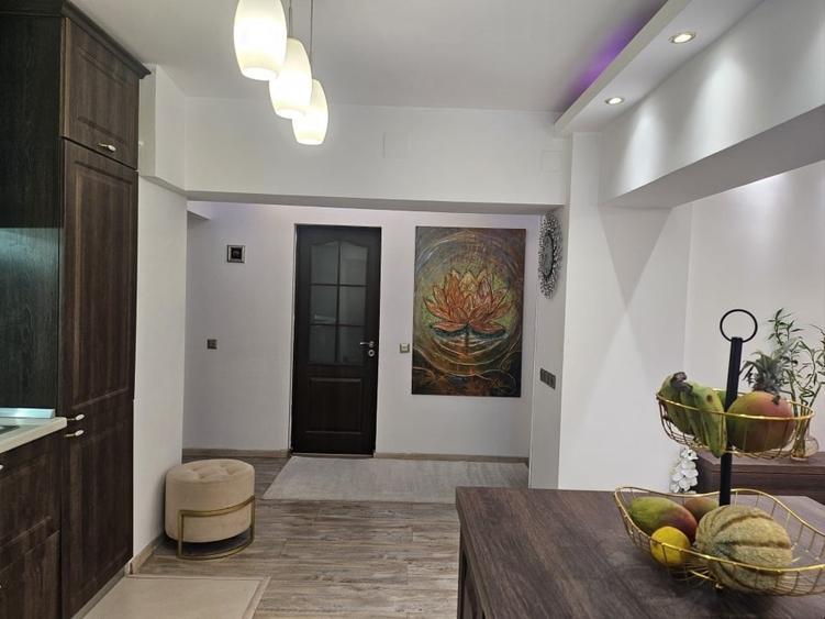 Apartament cu 2 camere decomandat, mobilat în Unirii