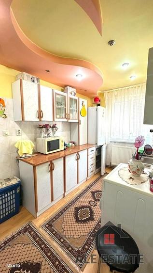 Apartament 2 camere, etaj 3 din 4, mobilat si utilat, zona Micro 3 - 1