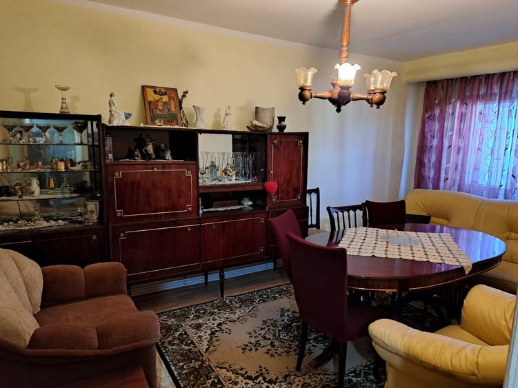 Apartament 4 camere la strada-Uvertura Mall - 1