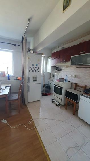 Inchiriez apartament 2 camere Voluntari - 2