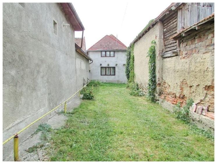 Casă individuală cu 5 camere cu Canalizare în Vlădeni