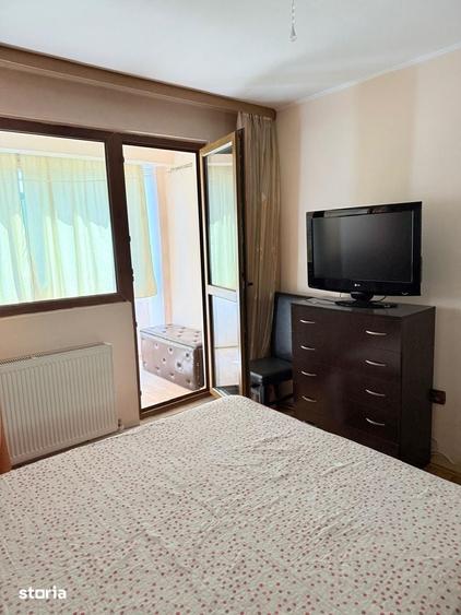 Apartament cu 4 camere decomandat în Siderurgiștilor