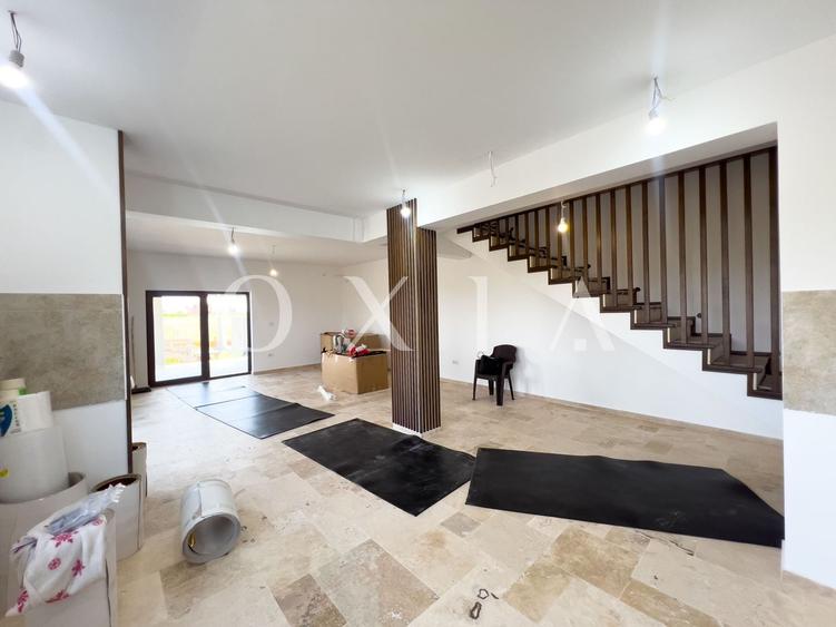 Duplex cu 4 camere cu Canalizare în Torontalului
