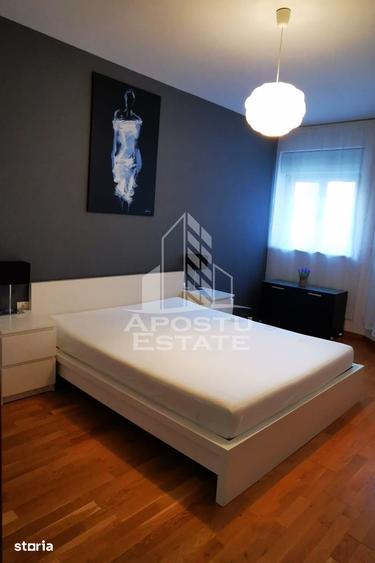 Apartament cu 3 camere, mobilat în Torontalului