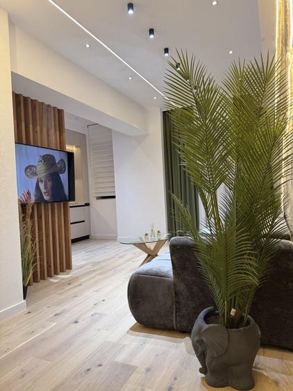 Apartament cu 2 camere decomandat în Pipera