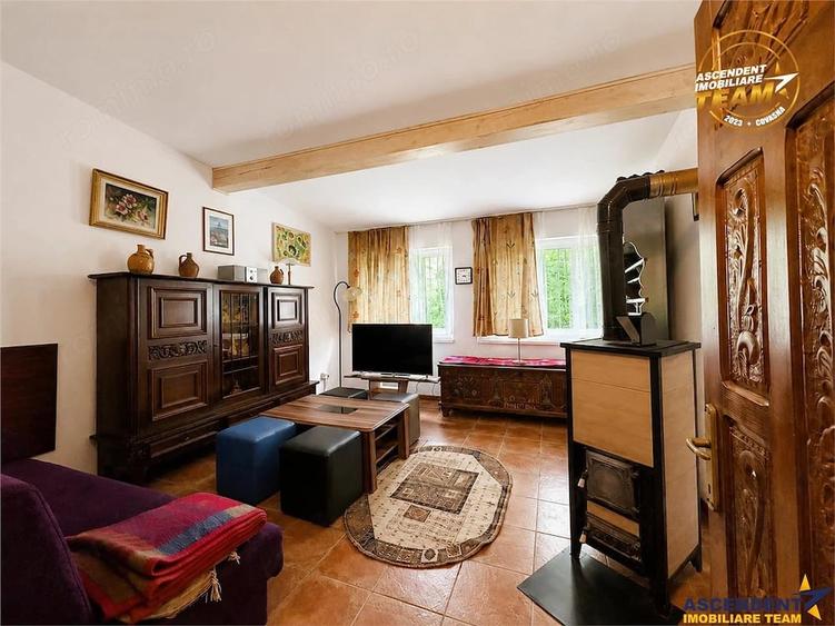 Casă cu Teren 2200 Mp în Băcel