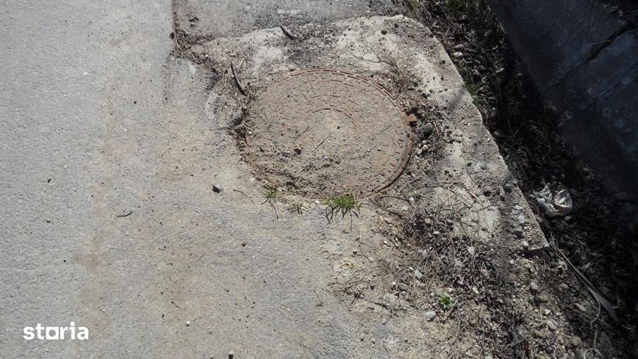 Teren de 4733 mp, în Răzvad