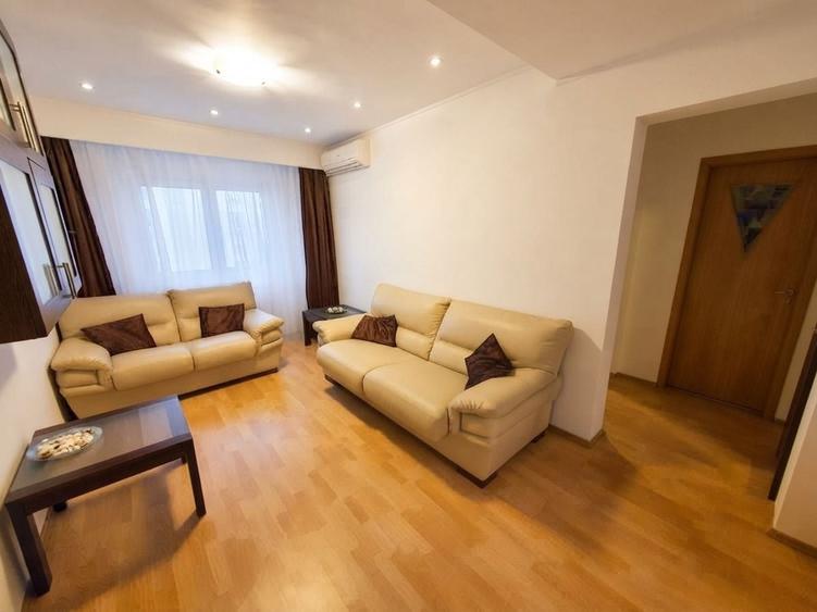 Apartament cu 3 camere semidecomandat, mobilat în Barbu Văcărescu