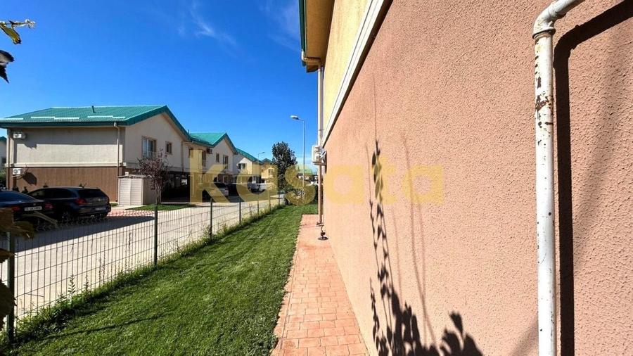 Casă individuală cu 3 camere cu Piscina în Ștefăneștii de Jos
