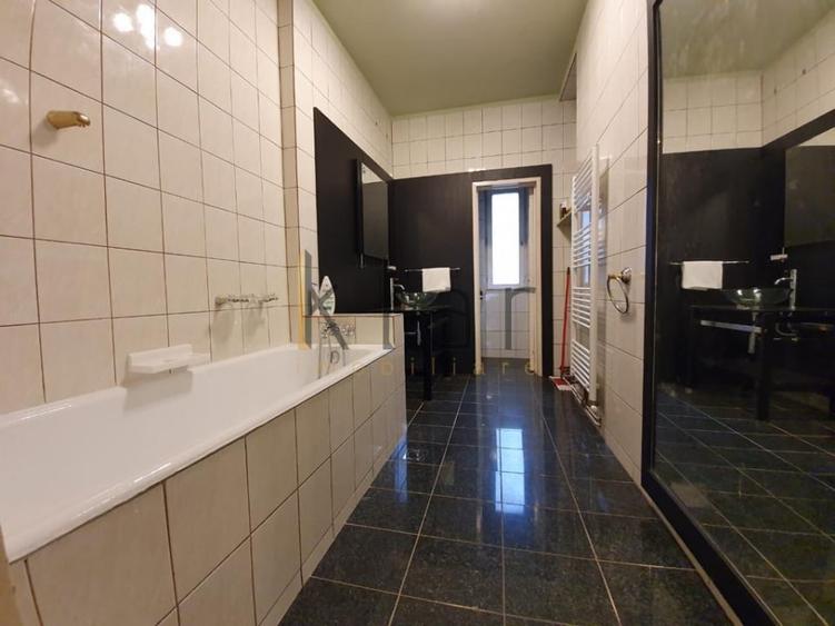 Apartament 4 camere 130mp,balcon, Ultracentral - Casa de Cultura - 7