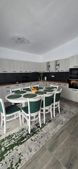 Casă cu Teren 550 Mp în Săsar