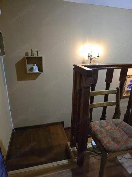 Casă cu 3 camere cu Teren 400 Mp în Sinaia
