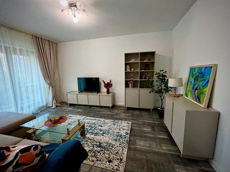 Apartament cu 2 camere decomandat în Politehnica