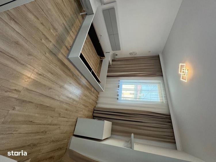 Casă cu 4 camere în Dumbrăvița