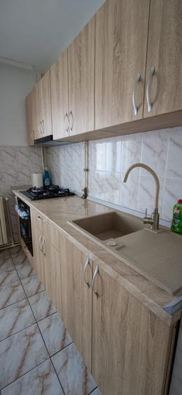 Apartament cu 2 camere decomandat în CET