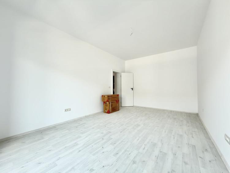 Apartament cu 2 camere decomandat în Giroc