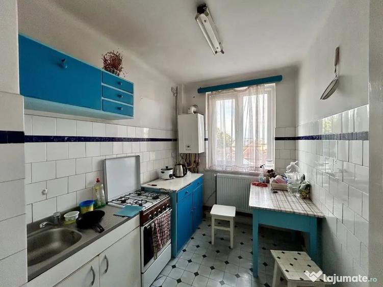 Apartament cu 2 camere semidecomandat în Central