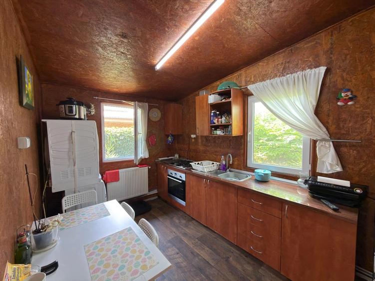 Casă individuală cu 4 camere cu Teren 400 Mp în Tunari
