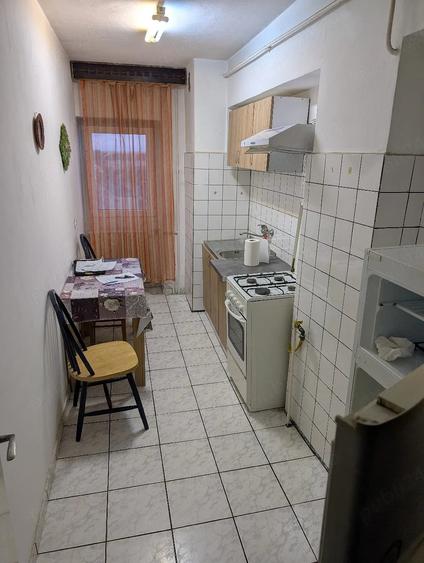 Garsonieră decomandată în Lunei