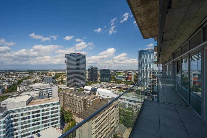 Apartament cu vedere panoramică fantastică - 4 camere - 20