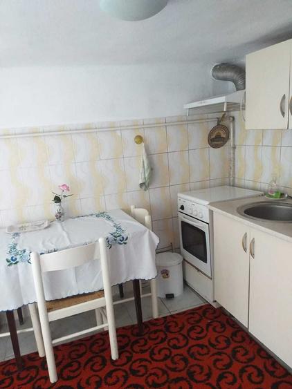 Casă cu 4 camere în Cocorăștii Caplii