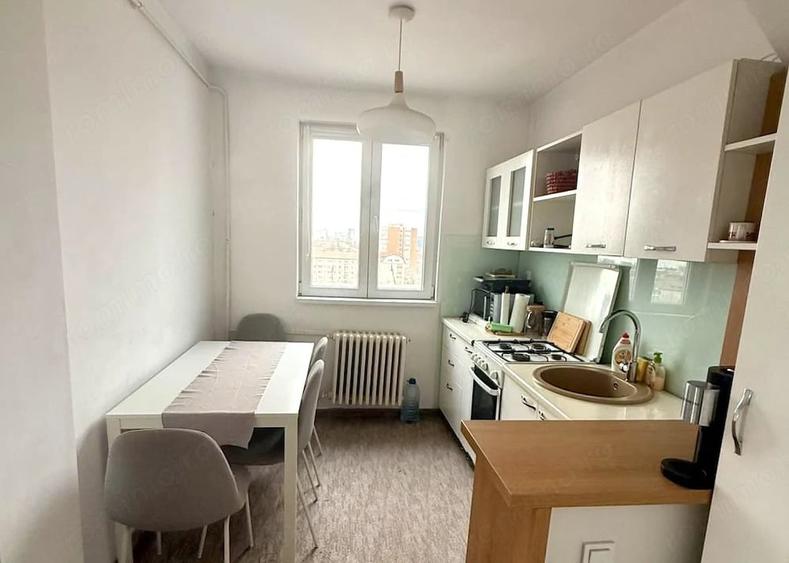 Apartament cu 2 camere decomandat în Complex Studențesc