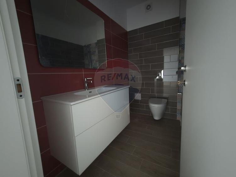 Apartament cu 2 camere decomandat în Obor