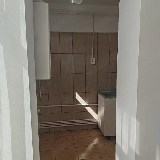 Garsonieră semidecomandată în Central