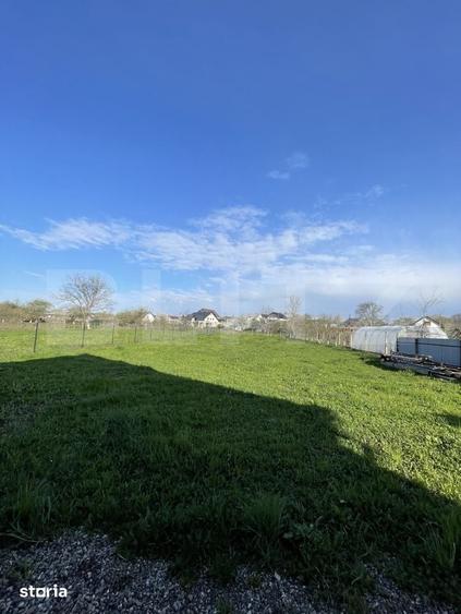 Casă cu 4 camere cu Teren 1300 Mp în Fălticeni
