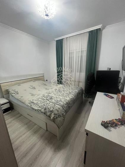 Casă individuală cu 7 camere cu Canalizare în Salva