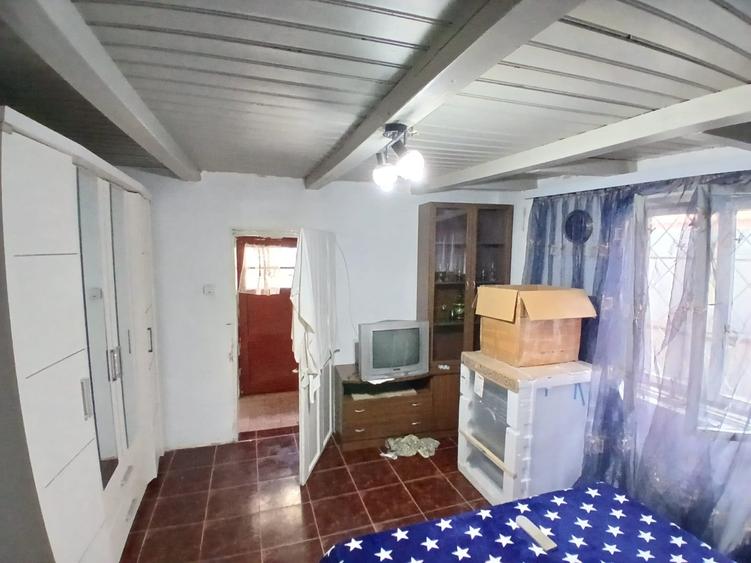 Casă individuală cu 4 camere cu Teren 130 Mp în Sebastian