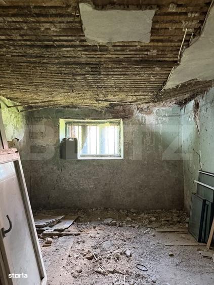 Casă cu 4 camere în Leșile