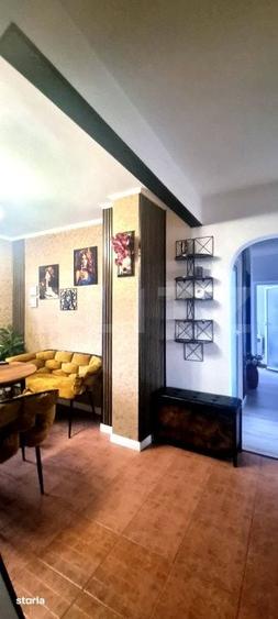 Apartament cu 3 camere decomandat în Micro 4