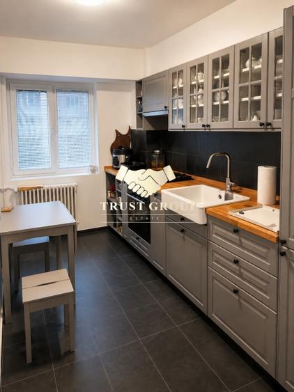 Apartament cu 3 camere decomandat, mobilat în Titulescu
