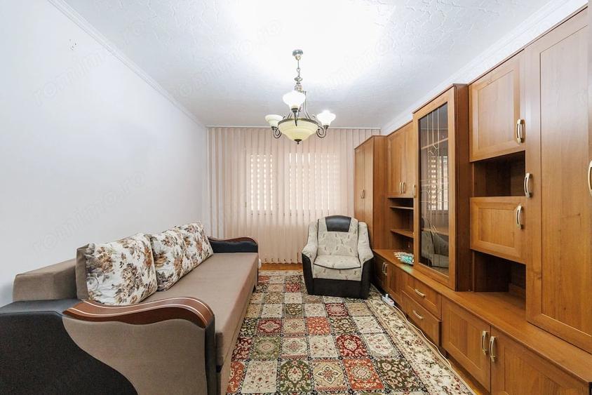 Apartament cu 2 camere decomandat în Trivale