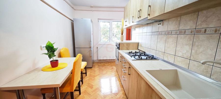 Apartament cu 2 camere decomandat, mobilat în Steaua