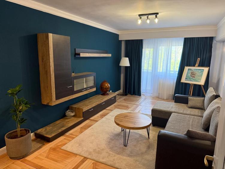 Apartament cu 2 camere decomandat în Octavian Goga
