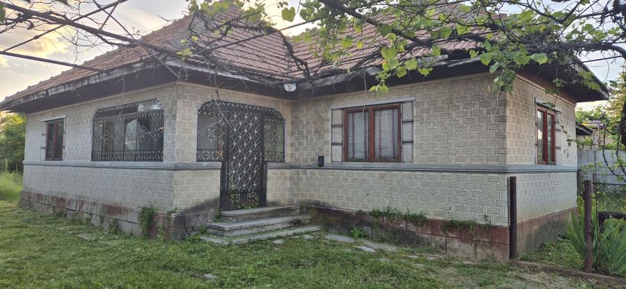 Casă cu 4 camere în Lunca Prahovei