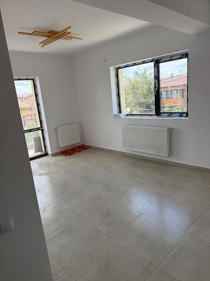 Apartament cu 2 camere semidecomandat în Răcăciuni